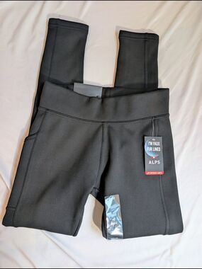NWT Swiss Alps Faux Fur Lined Black Active Leggings